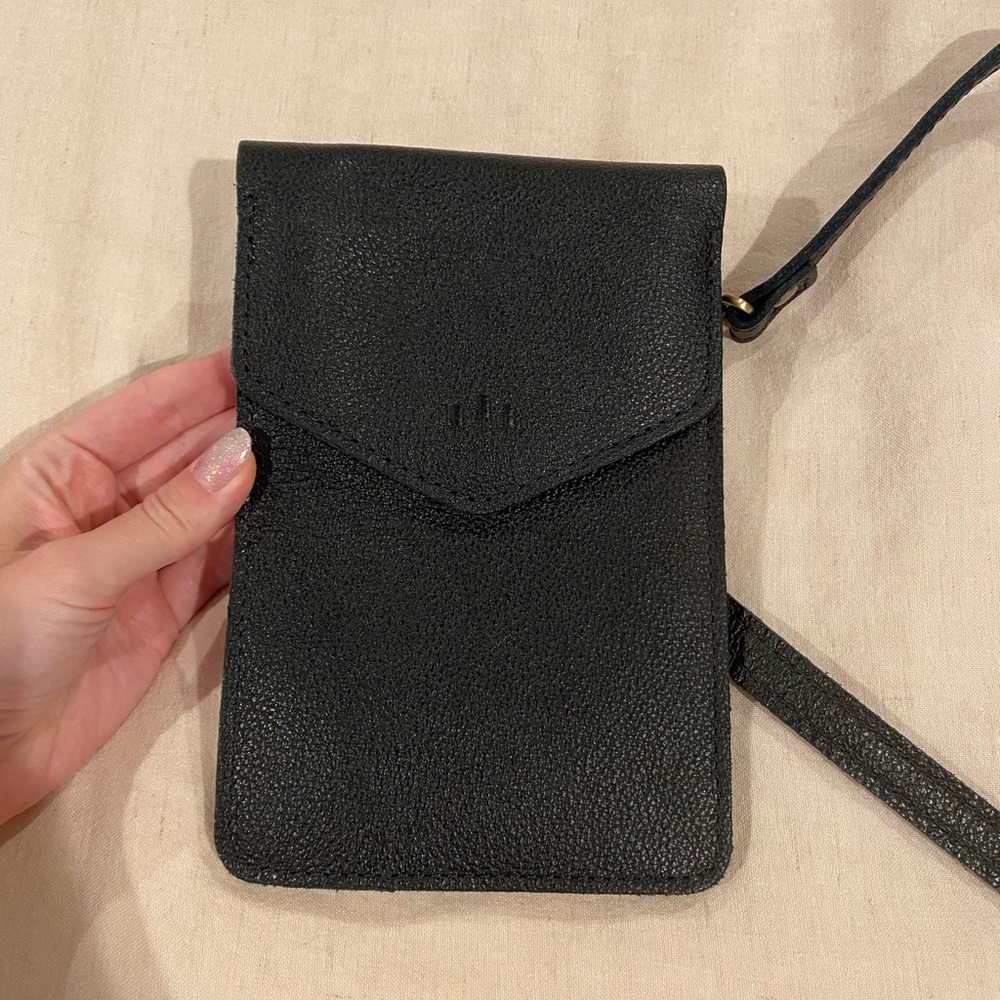 Portland Leather Black Crossbody Phone Bag